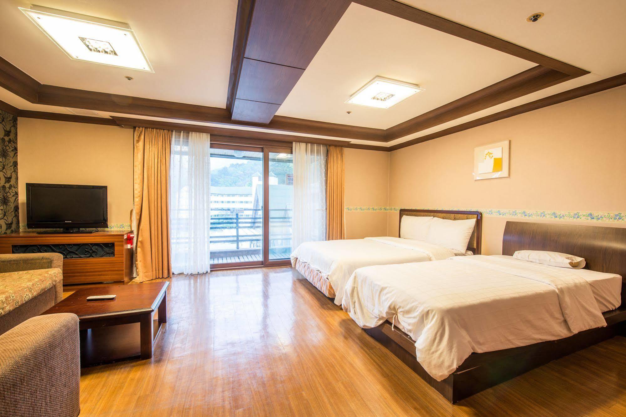 Osaek Greenyard Hotel يانغ يانغ المظهر الخارجي الصورة